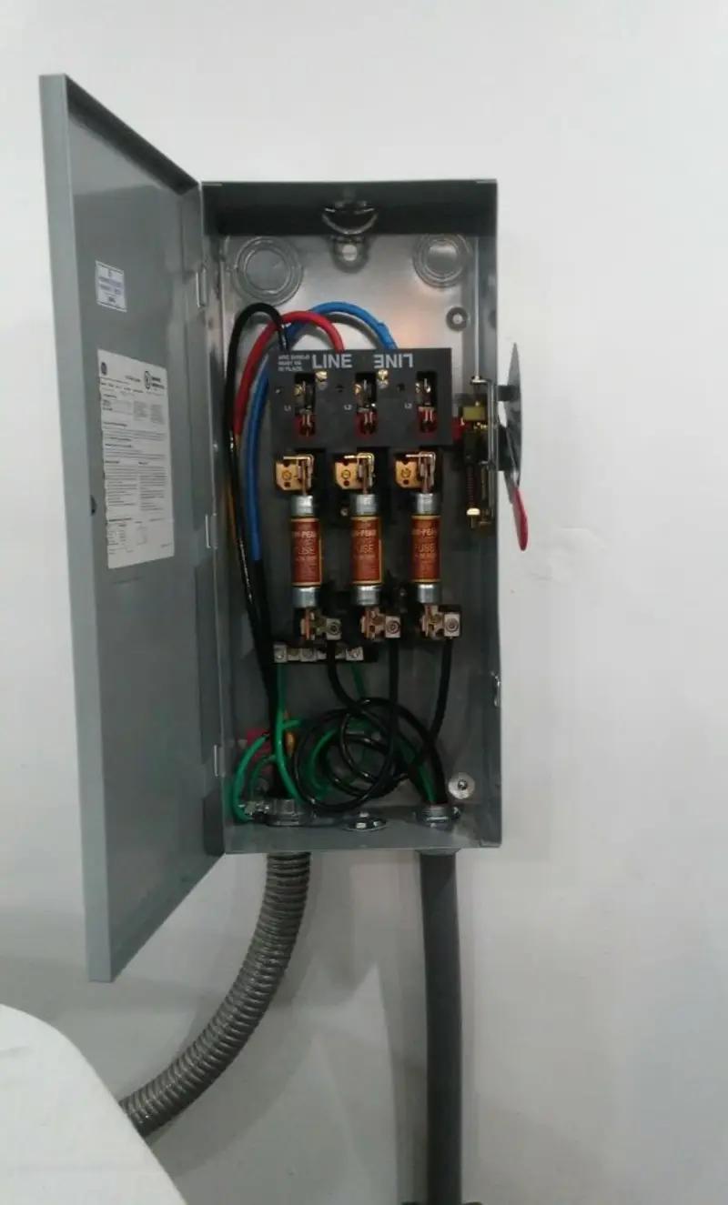 Three-phase disconnect switch installed for Smoke Detector Installation in Pleasant Prairie